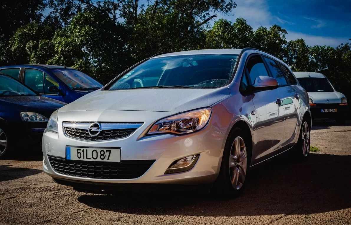 opel-astra-2011-diesel-1248cc