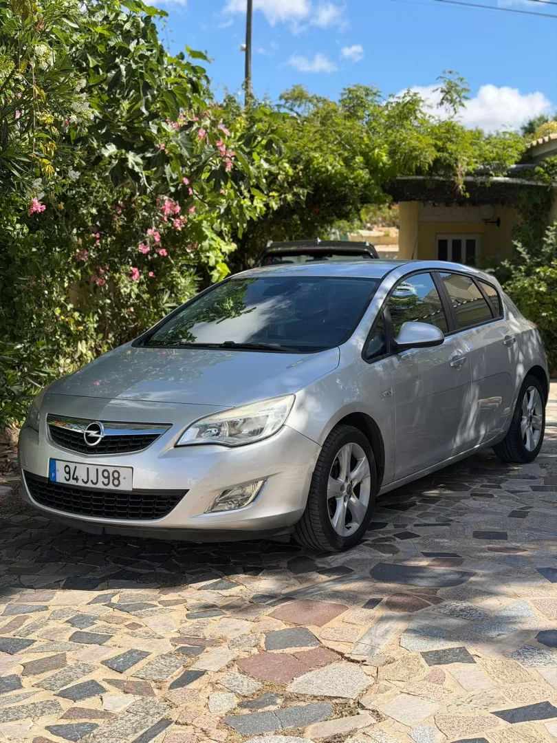 opel-astra-2010-diesel-1248cc