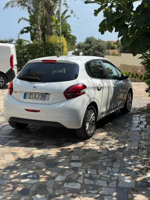 peugeot-208-2019-gasolina-1199cc