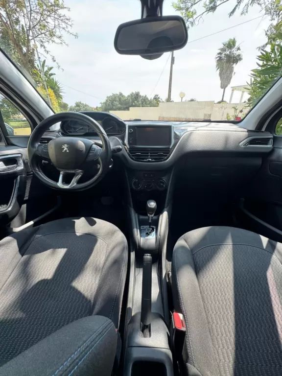 peugeot-208-2019-gasolina-1199cc