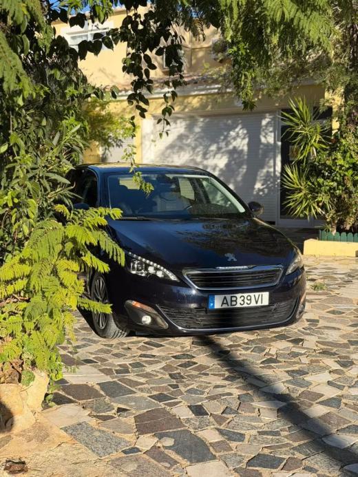 peugeot-308-2017-gasolina-1199cc