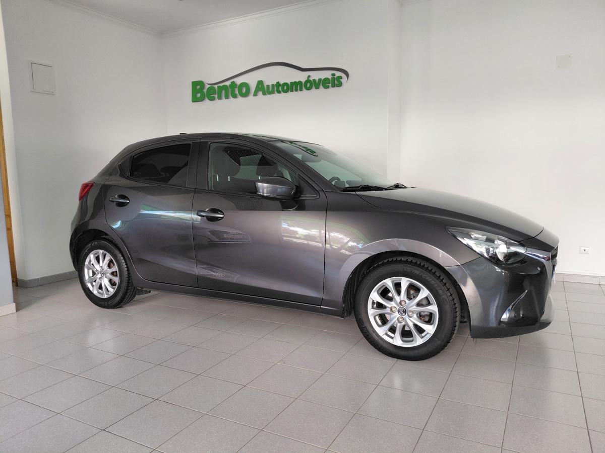 mazda-2-2018-gasolina-1496cc