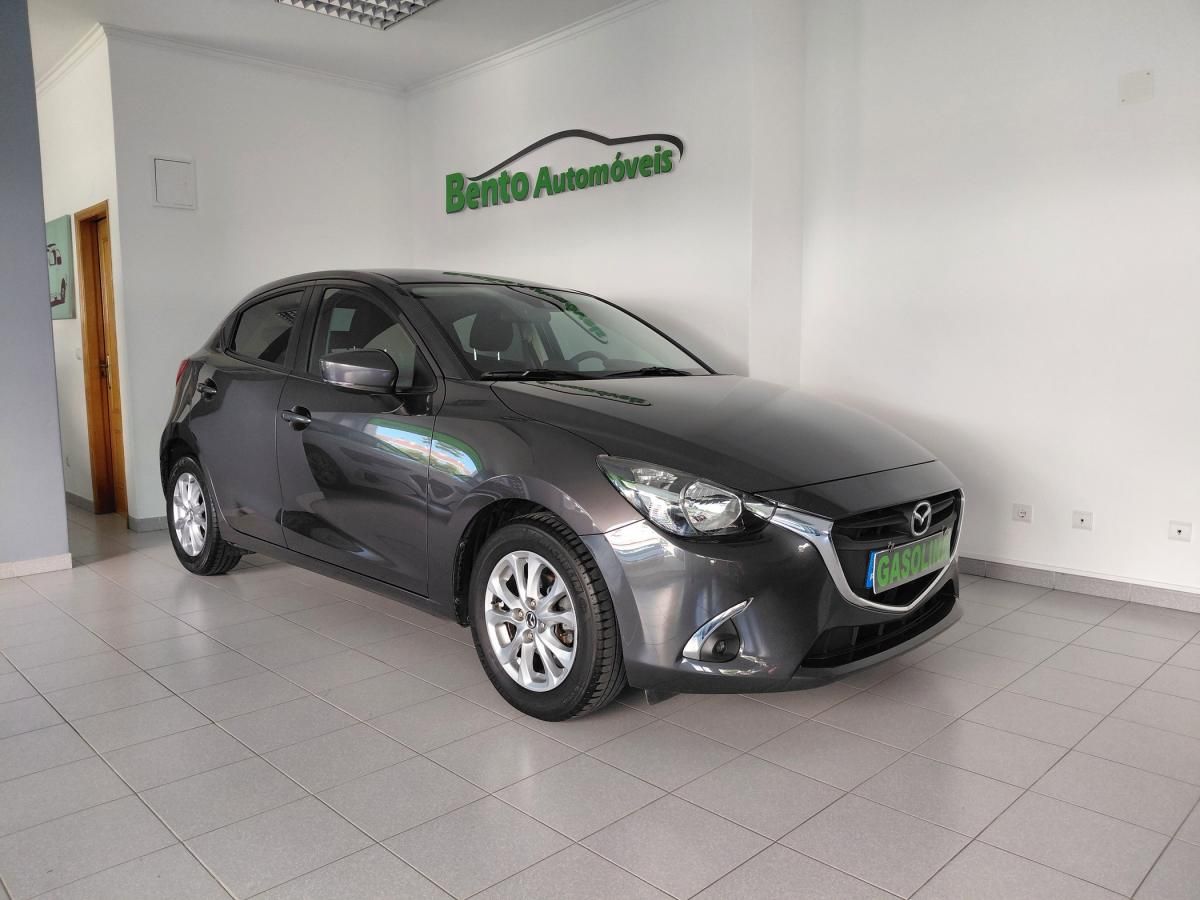 mazda-2-2018-gasolina-1496cc