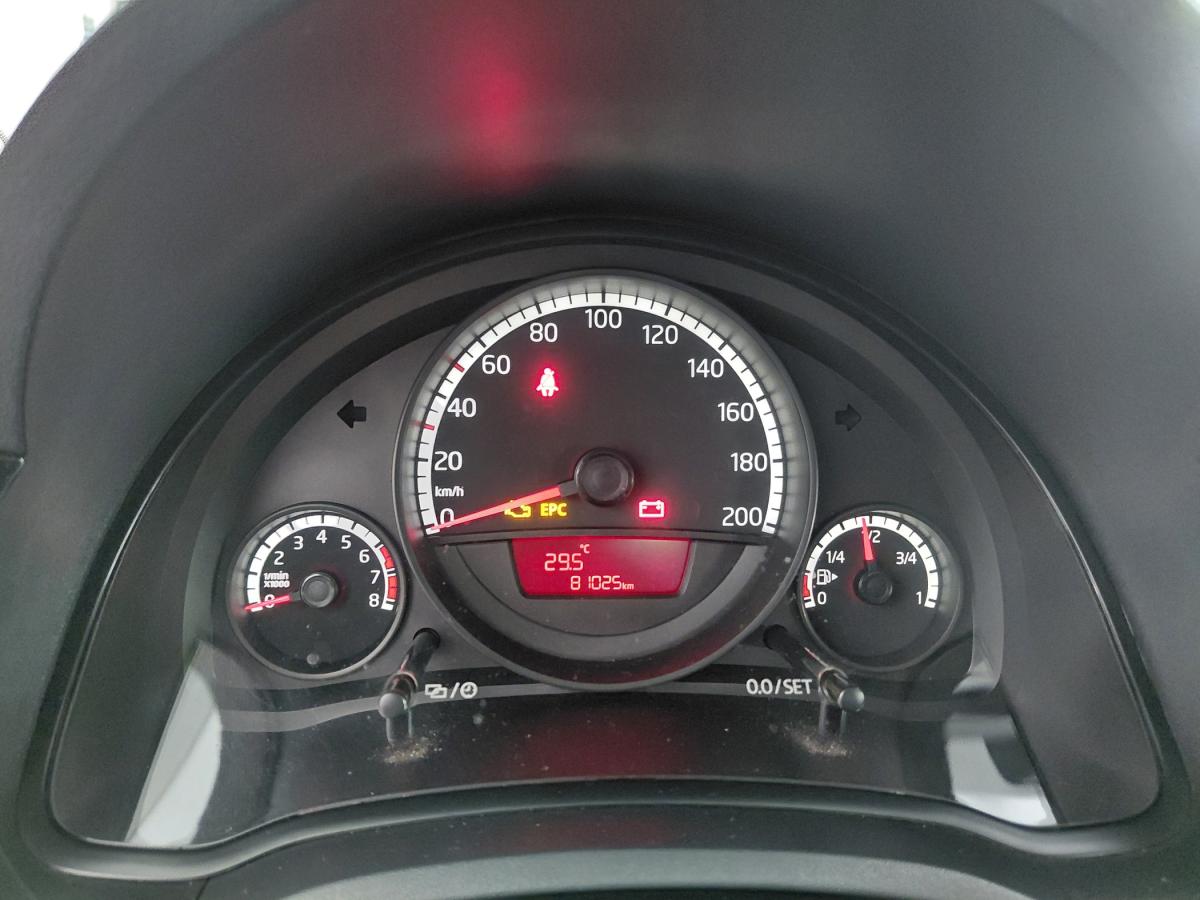 volkswagen-up-2016-gasolina-999cc