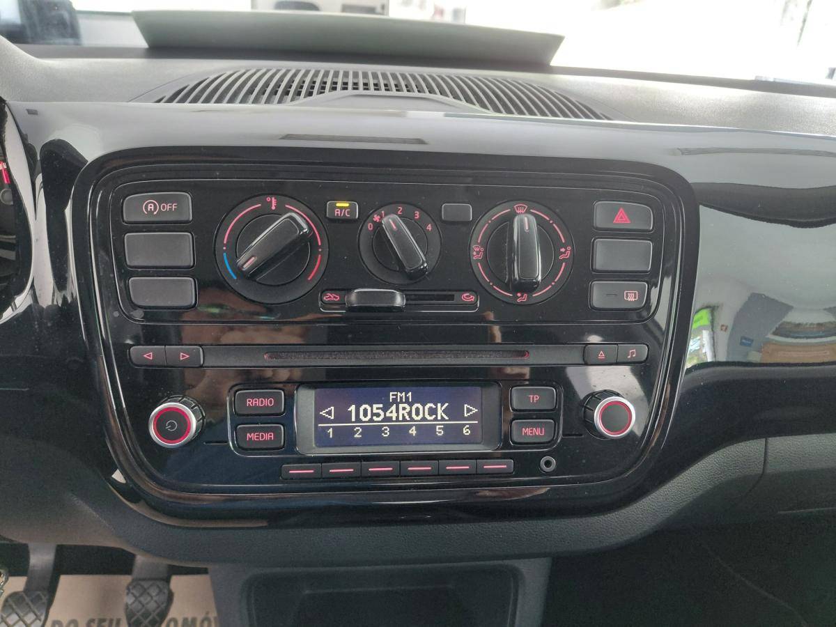 volkswagen-up-2016-gasolina-999cc