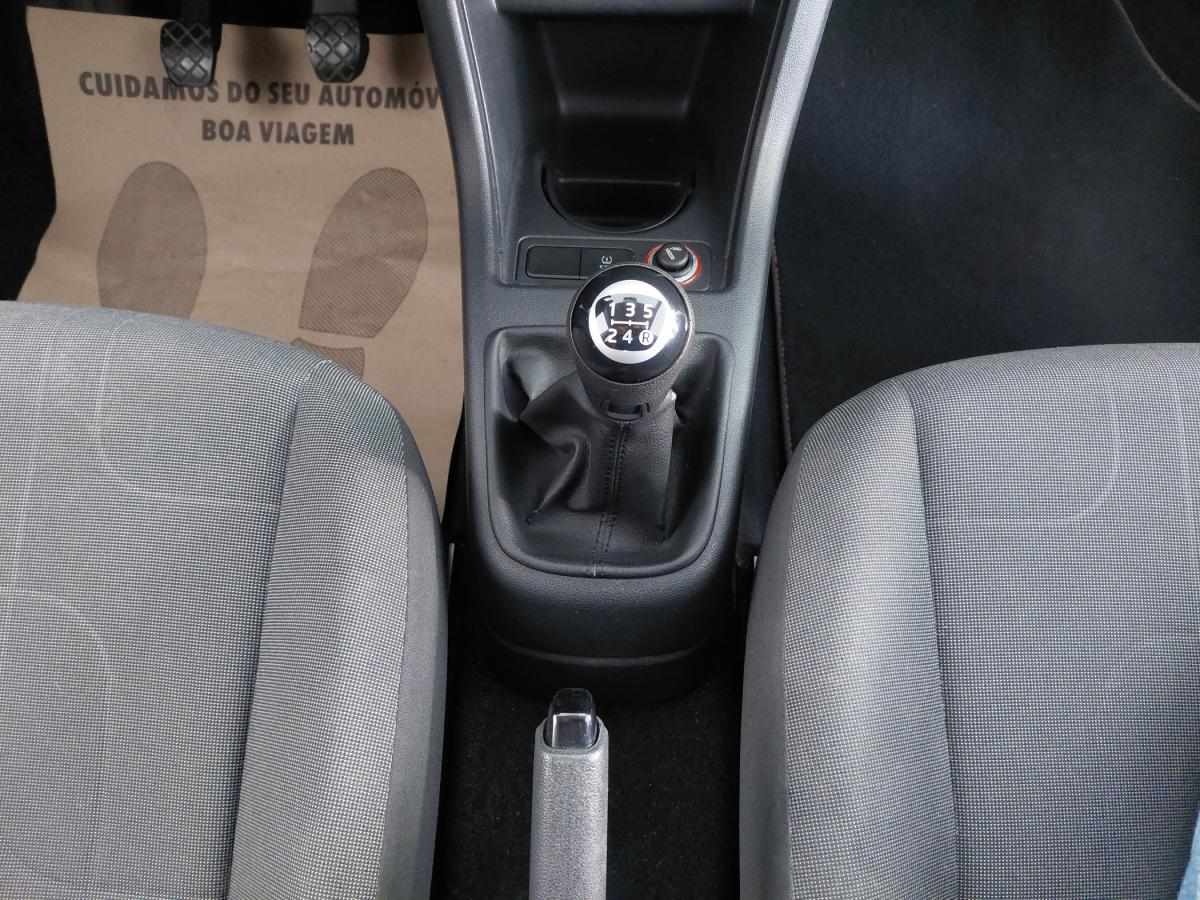 volkswagen-up-2016-gasolina-999cc