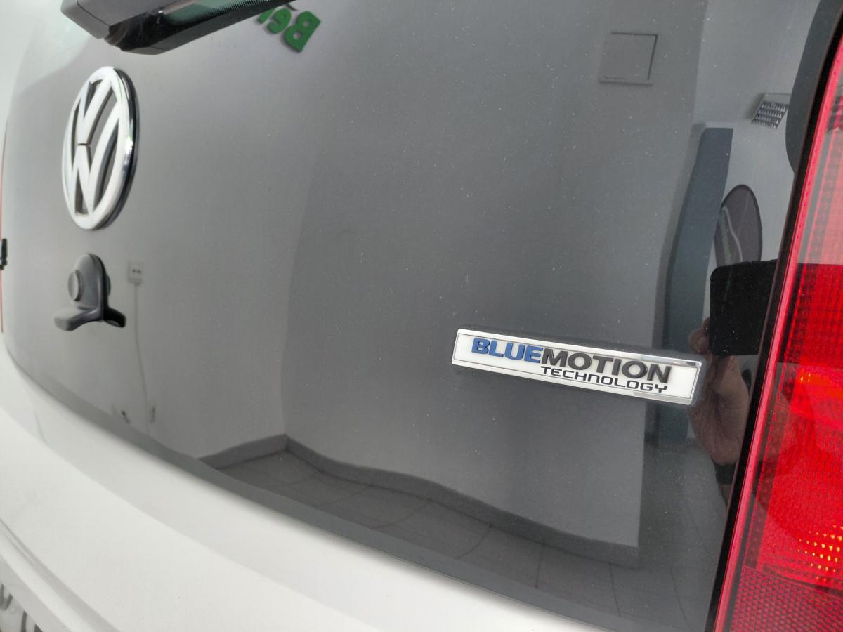volkswagen-up-2016-gasolina-999cc