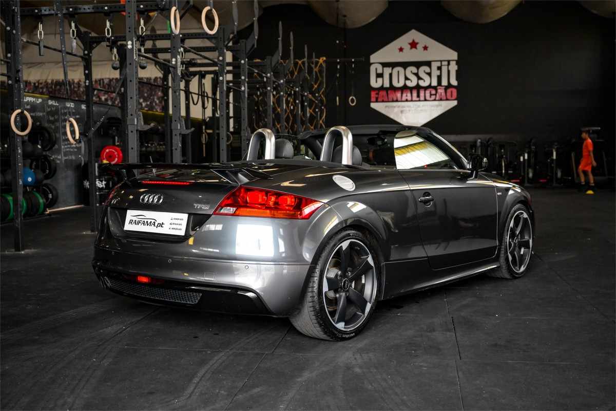 audi-tt-2014-gasolina-1798cc