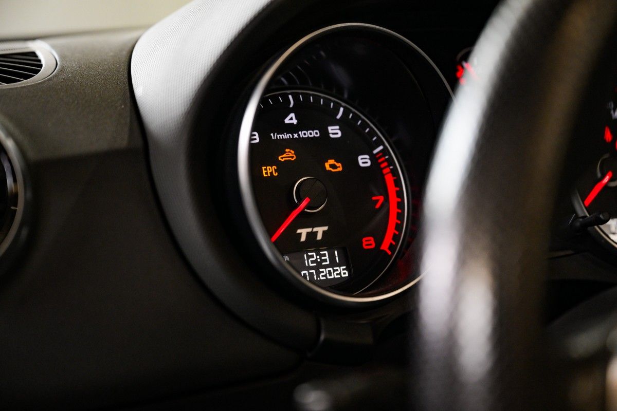 audi-tt-2014-gasolina-1798cc