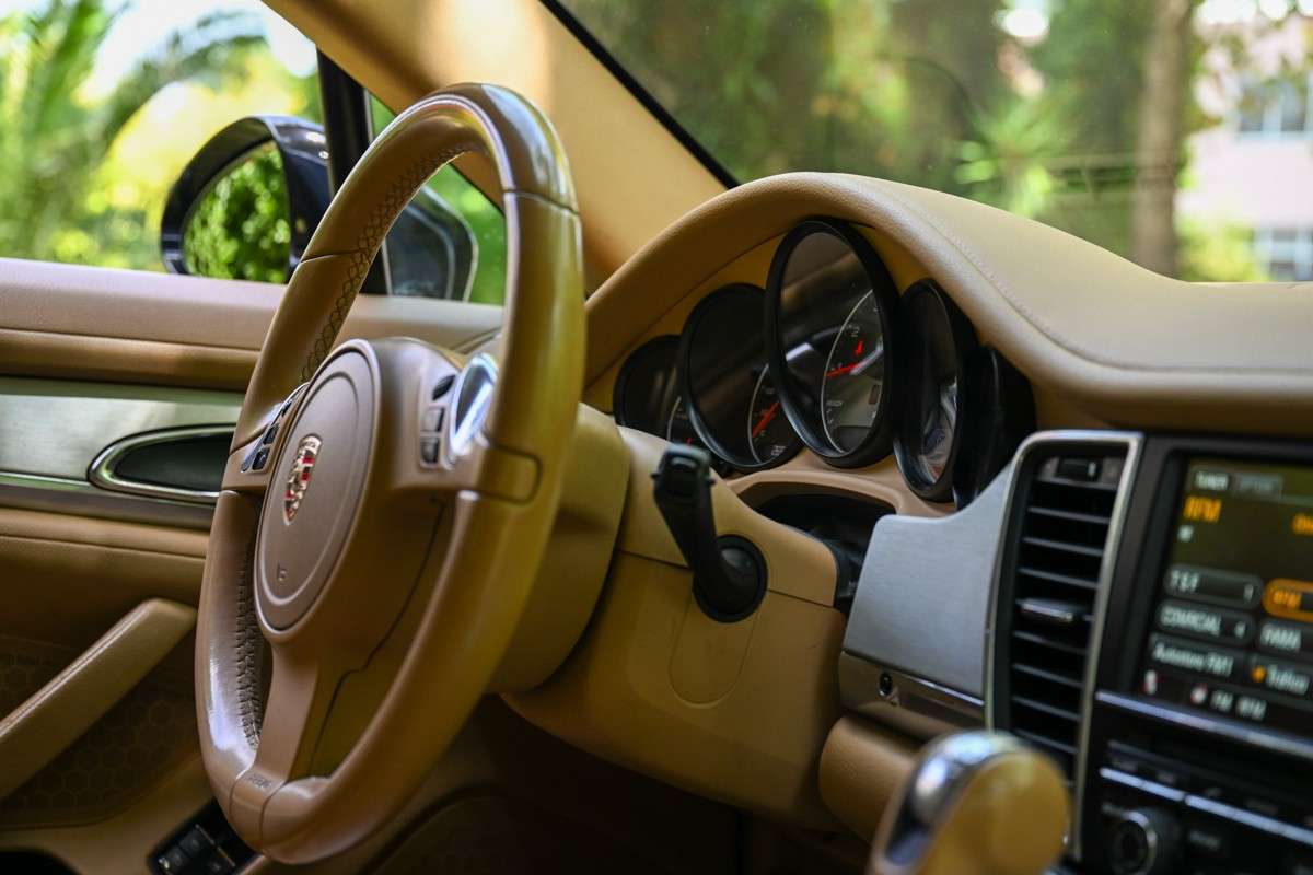 porsche-panamera-2011-hibrido-a-gasolina-2995cc