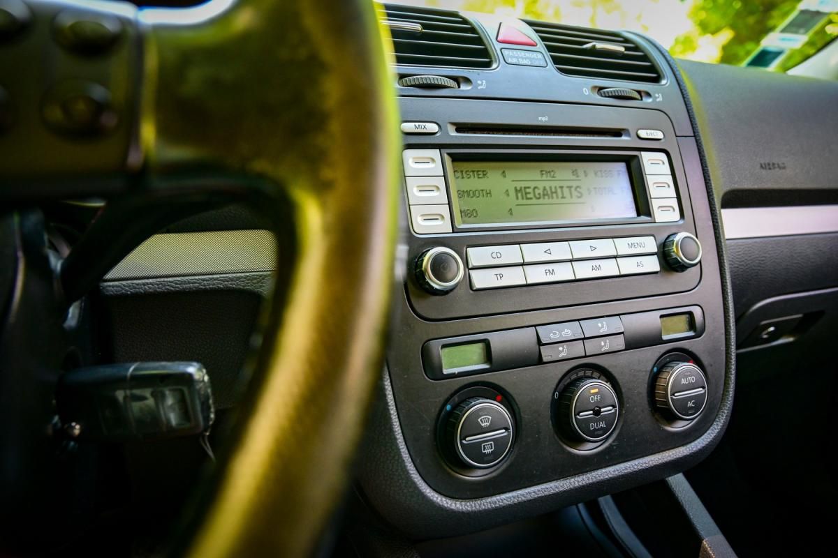 volkswagen-golf-variant-2008-diesel-1968cc