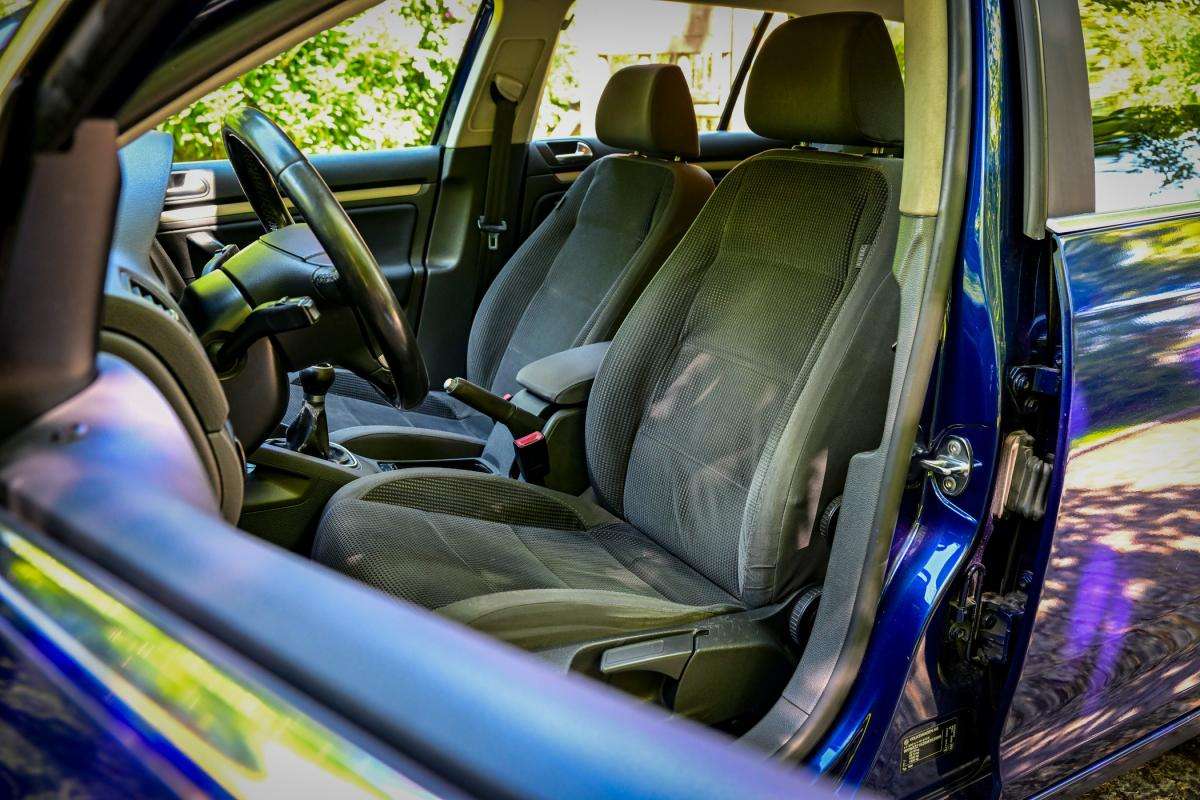 volkswagen-golf-variant-2008-diesel-1968cc