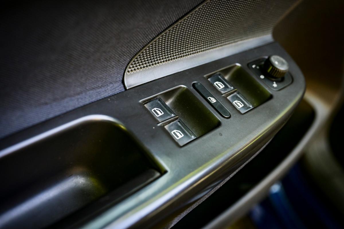 volkswagen-golf-variant-2008-diesel-1968cc