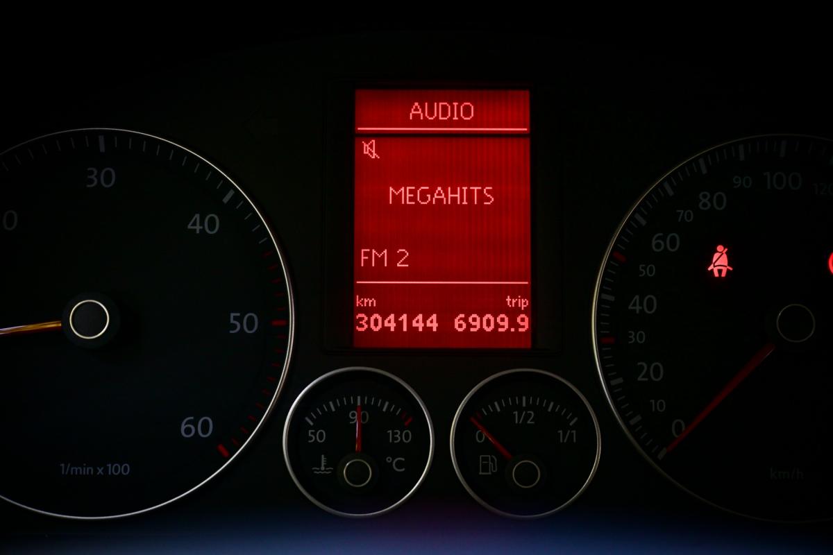 volkswagen-golf-variant-2008-diesel-1968cc