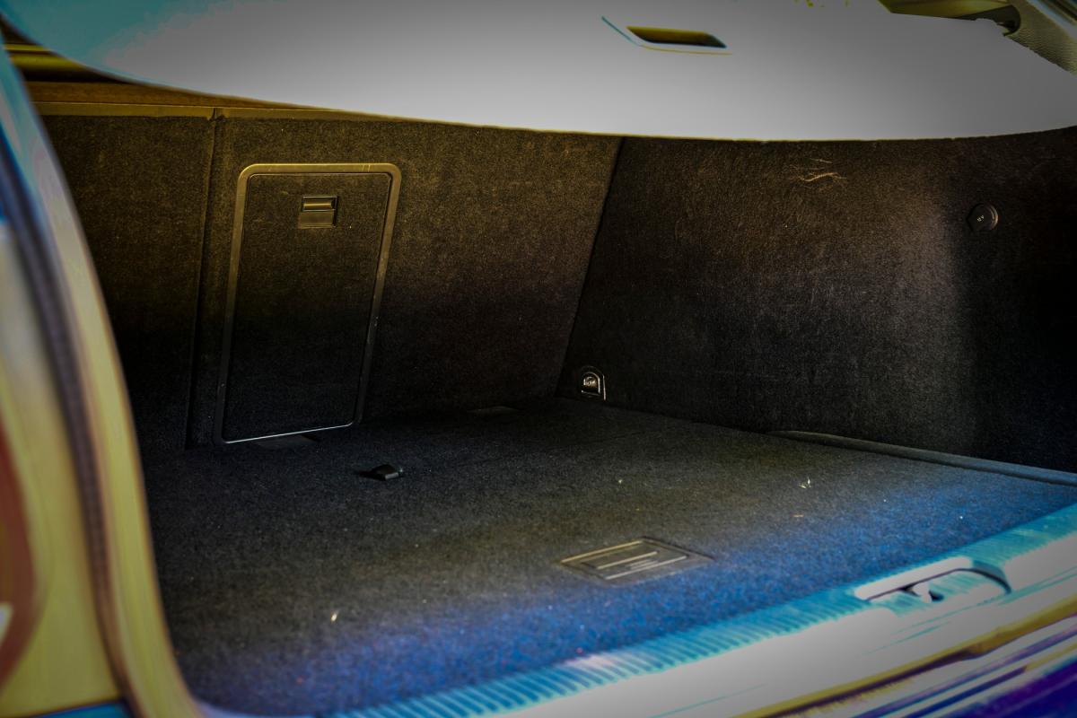 volkswagen-golf-variant-2008-diesel-1968cc