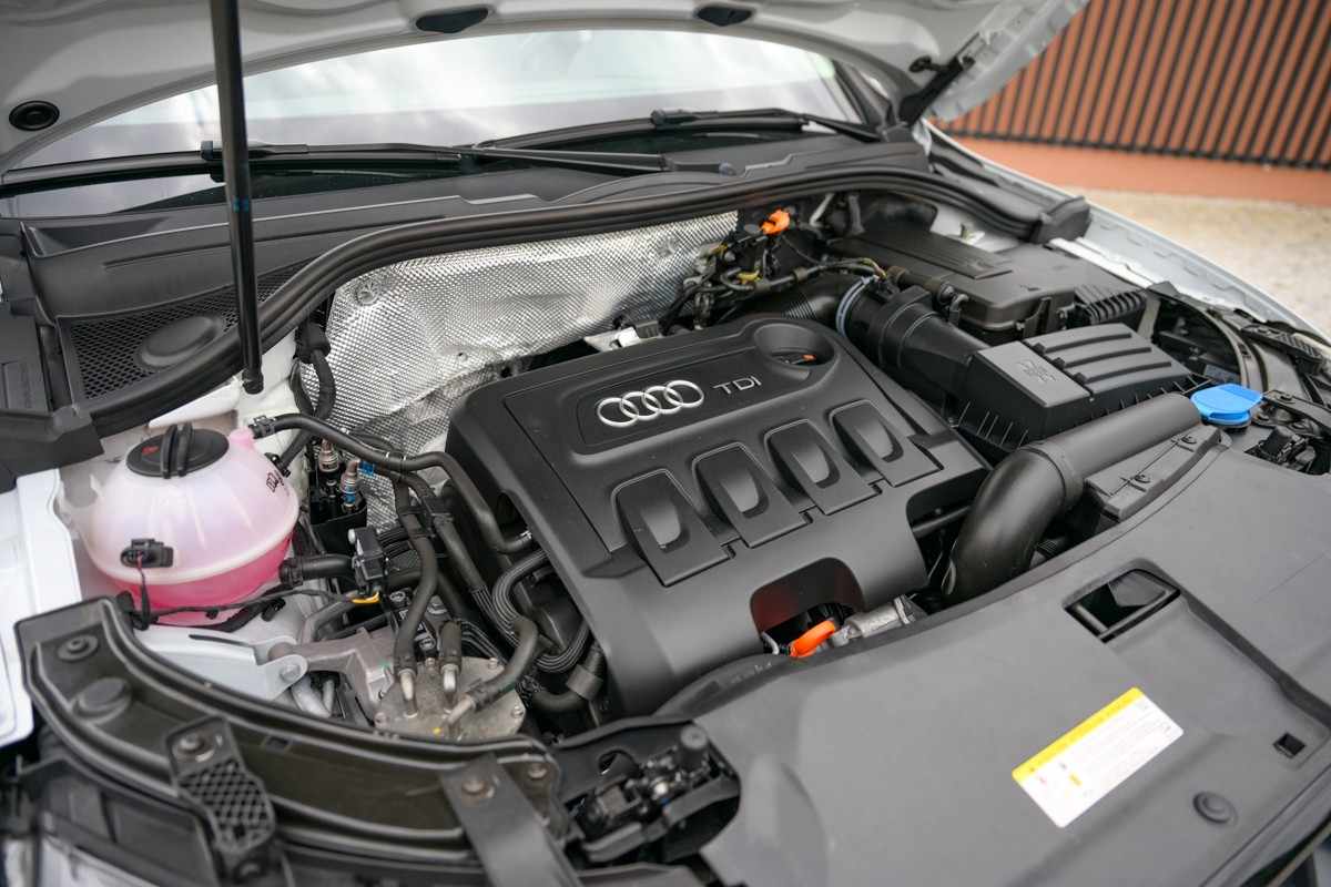 audi-q3-2012-diesel-1968cc