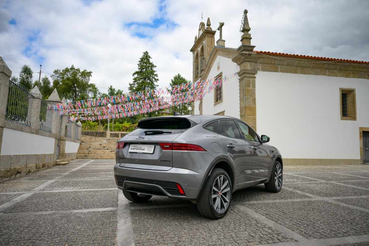jaguar-e-pace-2023-hibrido-a-gasolina-1498cc