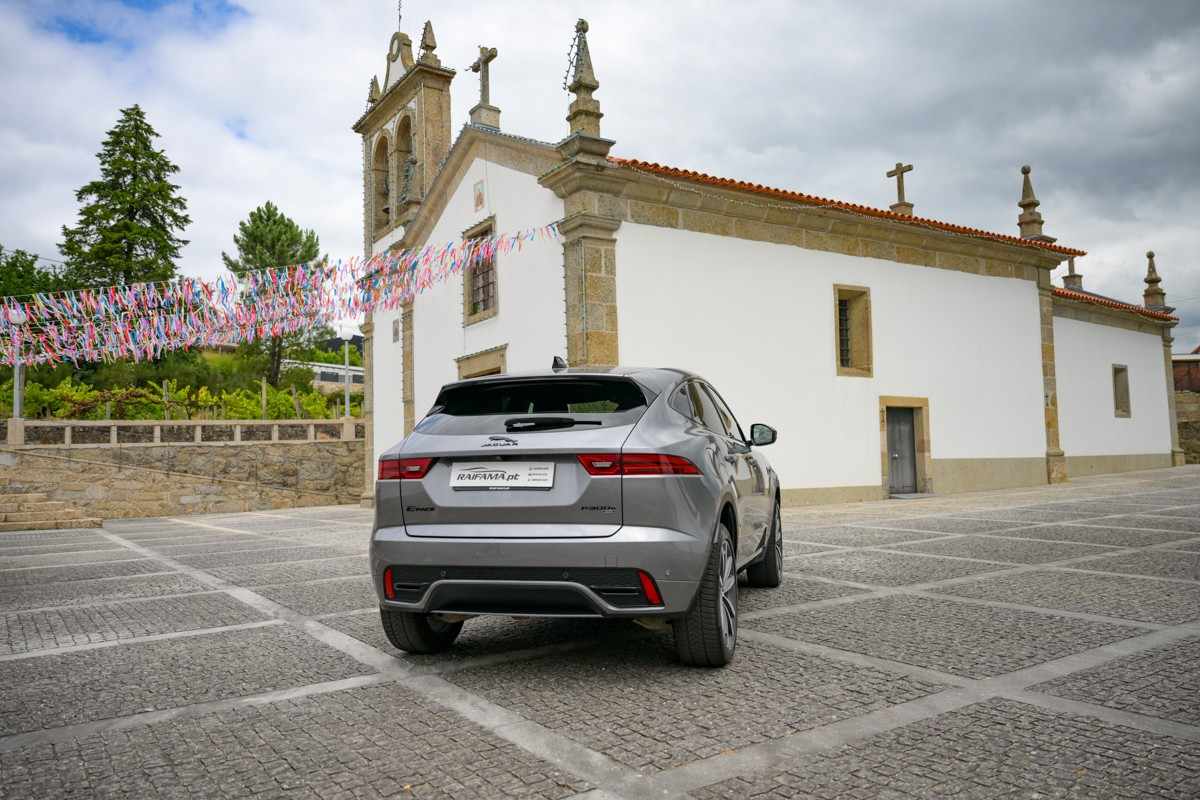 jaguar-e-pace-2023-hibrido-a-gasolina-1498cc