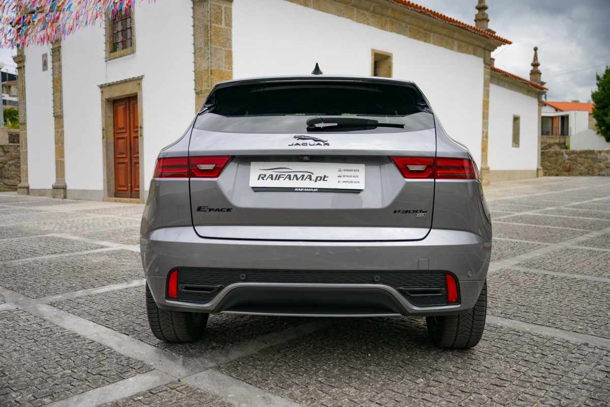 jaguar-e-pace-2023-hibrido-a-gasolina-1498cc