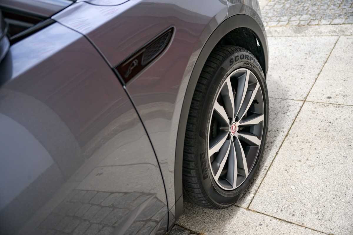 jaguar-e-pace-2023-hibrido-a-gasolina-1498cc