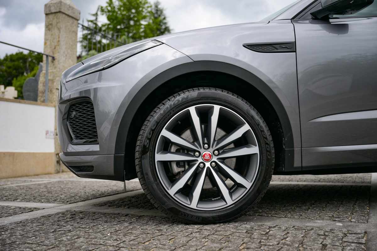 jaguar-e-pace-2023-hibrido-a-gasolina-1498cc