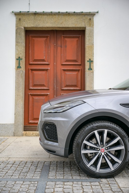 jaguar-e-pace-2023-hibrido-a-gasolina-1498cc