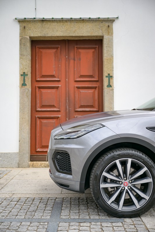 jaguar-e-pace-2023-hibrido-a-gasolina-1498cc