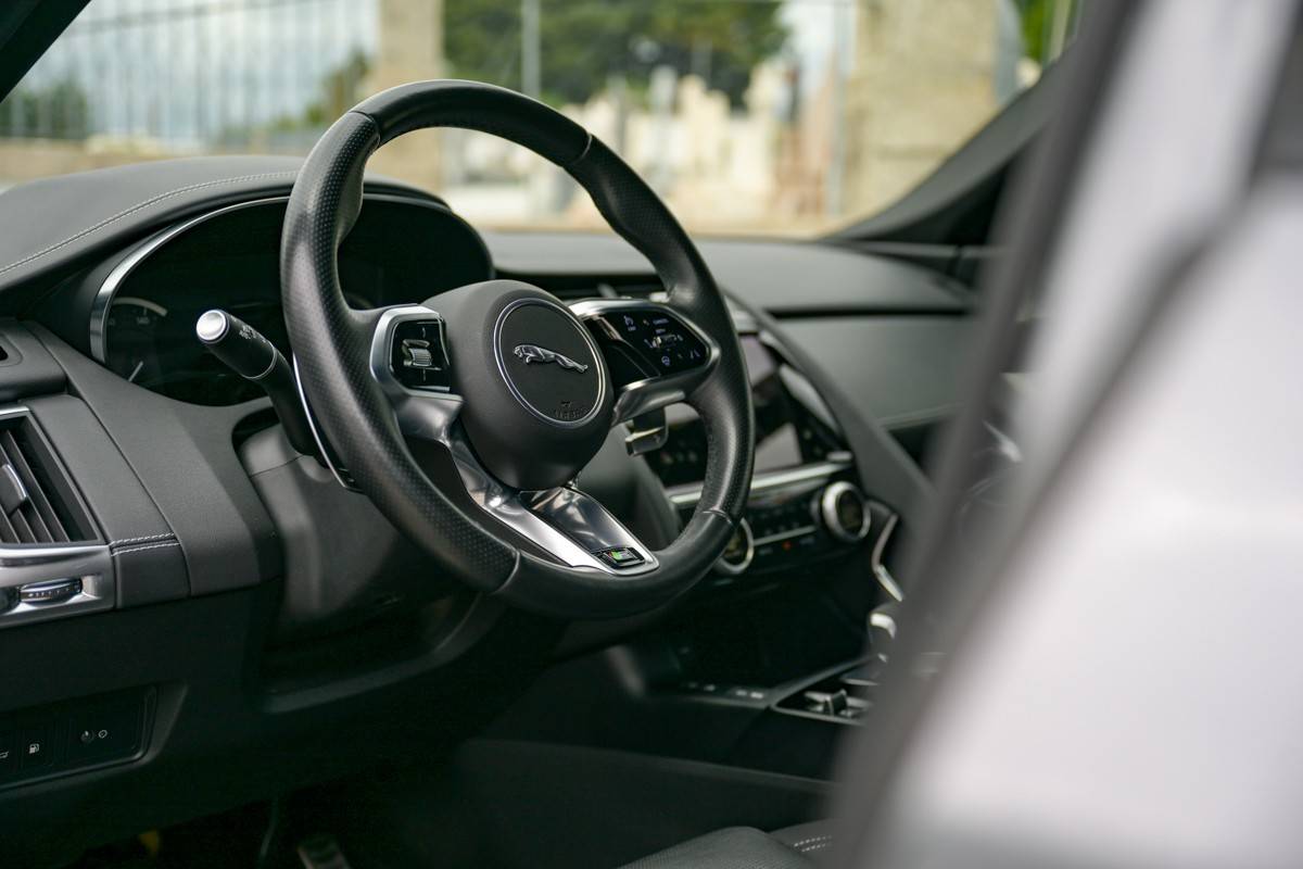 jaguar-e-pace-2023-hibrido-a-gasolina-1498cc