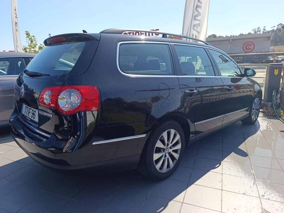 volkswagen-passat-variant-2009-diesel-1598cc