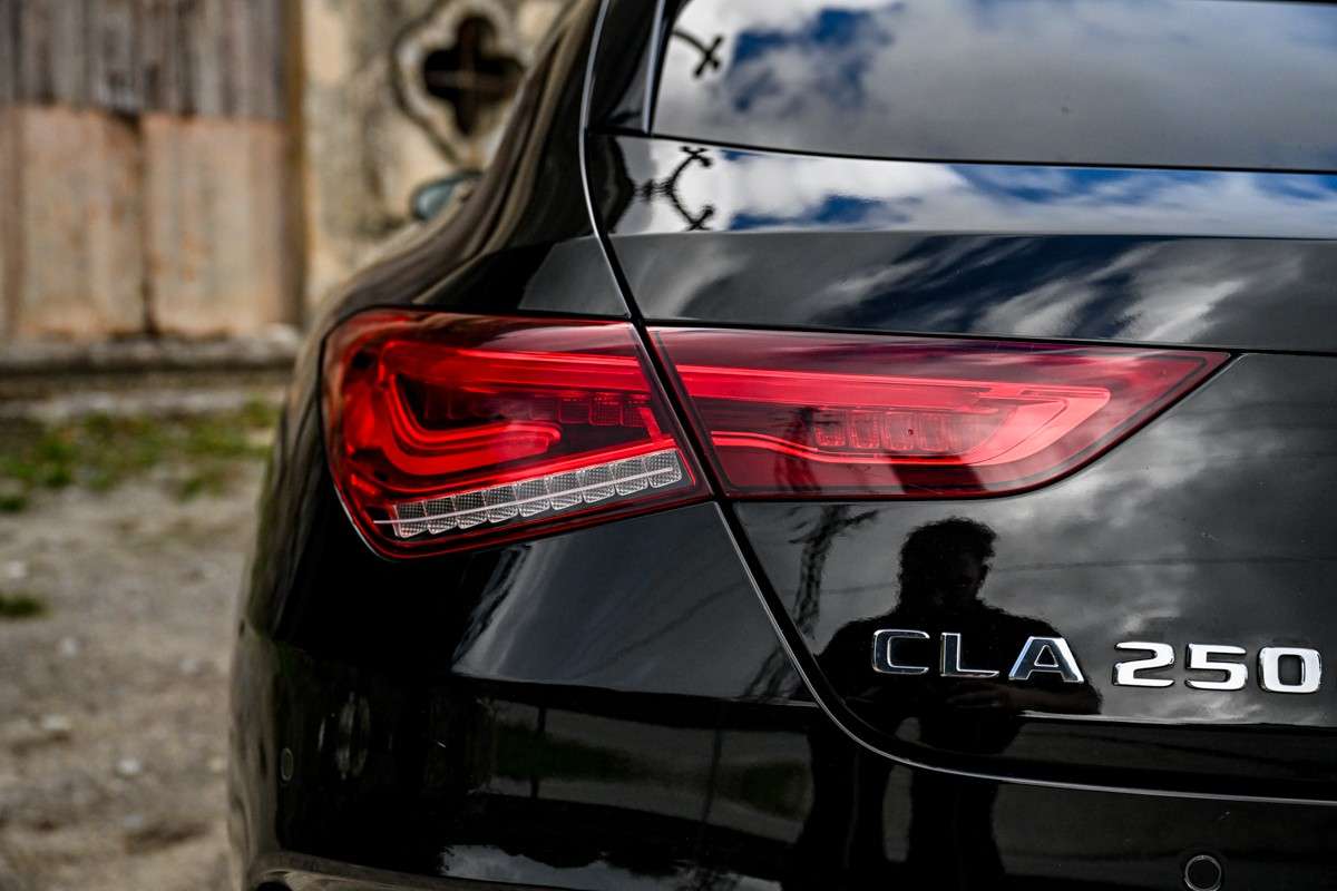 mercedes-benz-cla-2020-hibrido-a-gasolina-1332cc