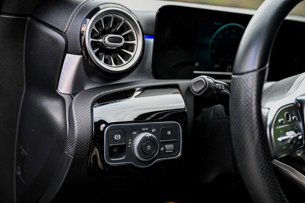 mercedes-benz-cla-2020-hibrido-a-gasolina-1332cc