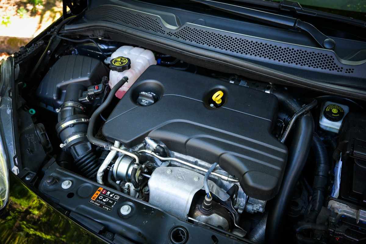 opel-adam-2019-gasolina-999cc