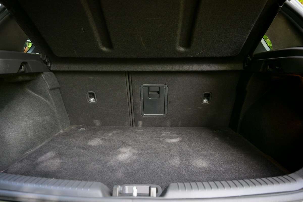 hyundai-i30-2019-diesel-1598cc