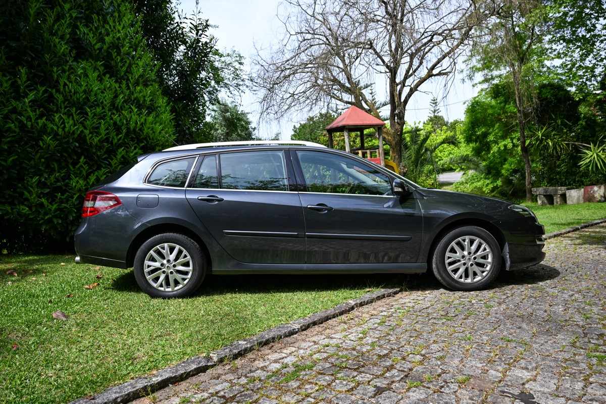 renault-laguna-break-2014-diesel-1995cc