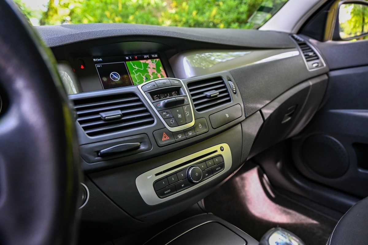 renault-laguna-break-2014-diesel-1995cc