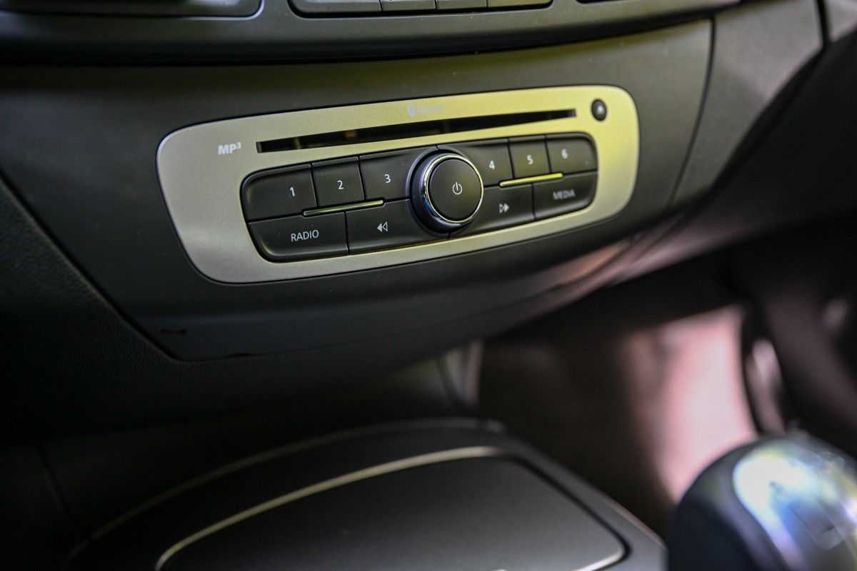 renault-laguna-break-2014-diesel-1995cc