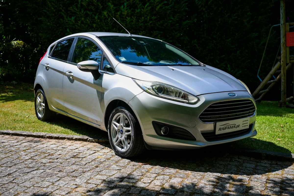 ford-fiesta-2015-gasolina-998cc