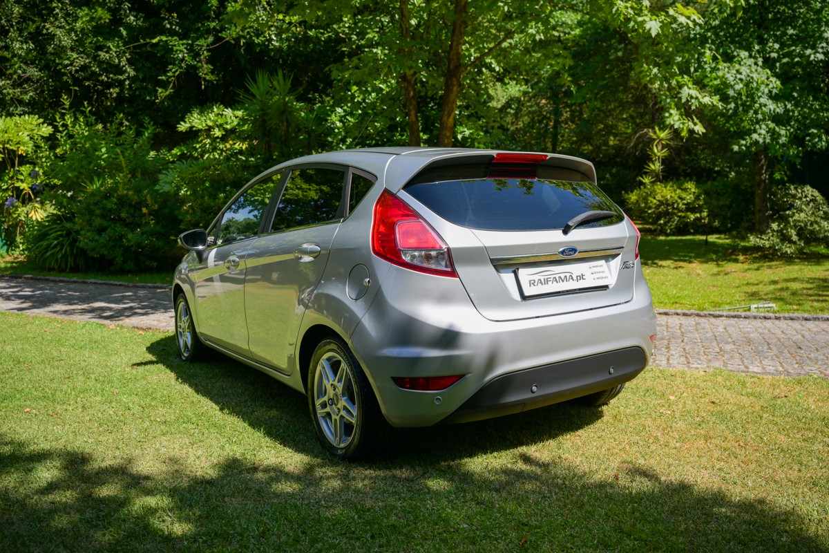 ford-fiesta-2015-gasolina-998cc