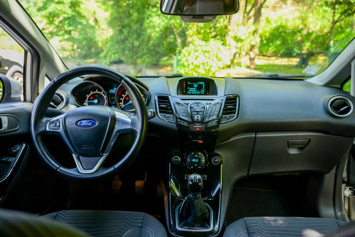 ford-fiesta-2015-gasolina-998cc