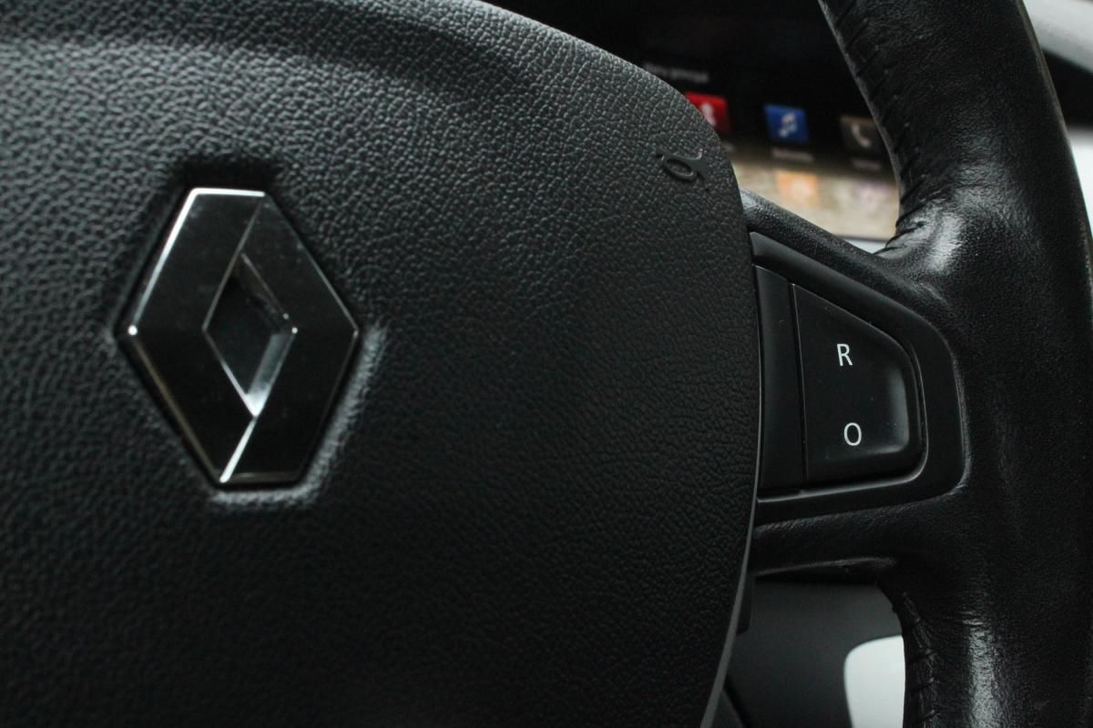 renault-laguna-2014-diesel-1995cc