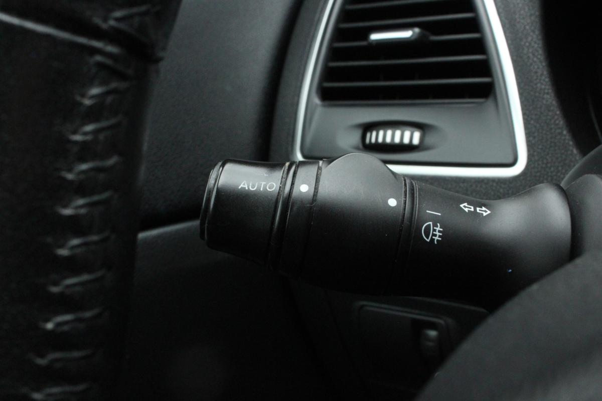 renault-laguna-2014-diesel-1995cc