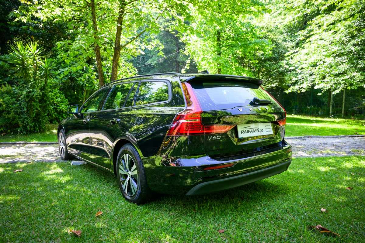 volvo-v60-2018-diesel-1969cc