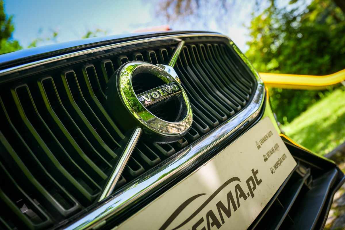 volvo-v60-2018-diesel-1969cc