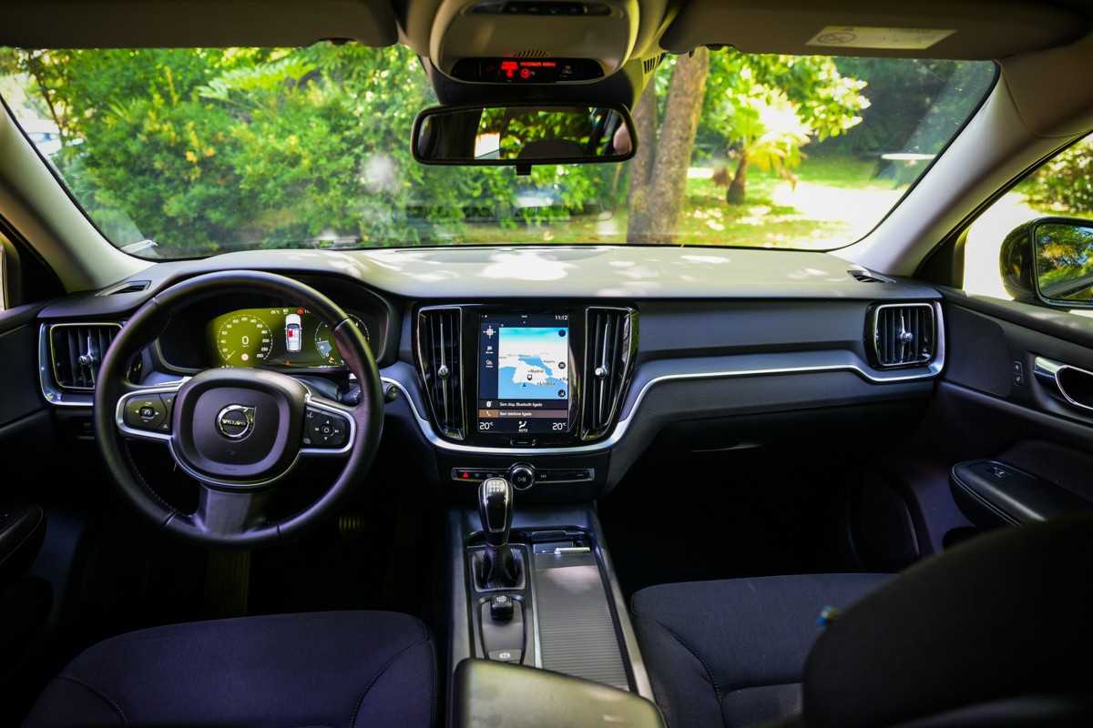 volvo-v60-2018-diesel-1969cc