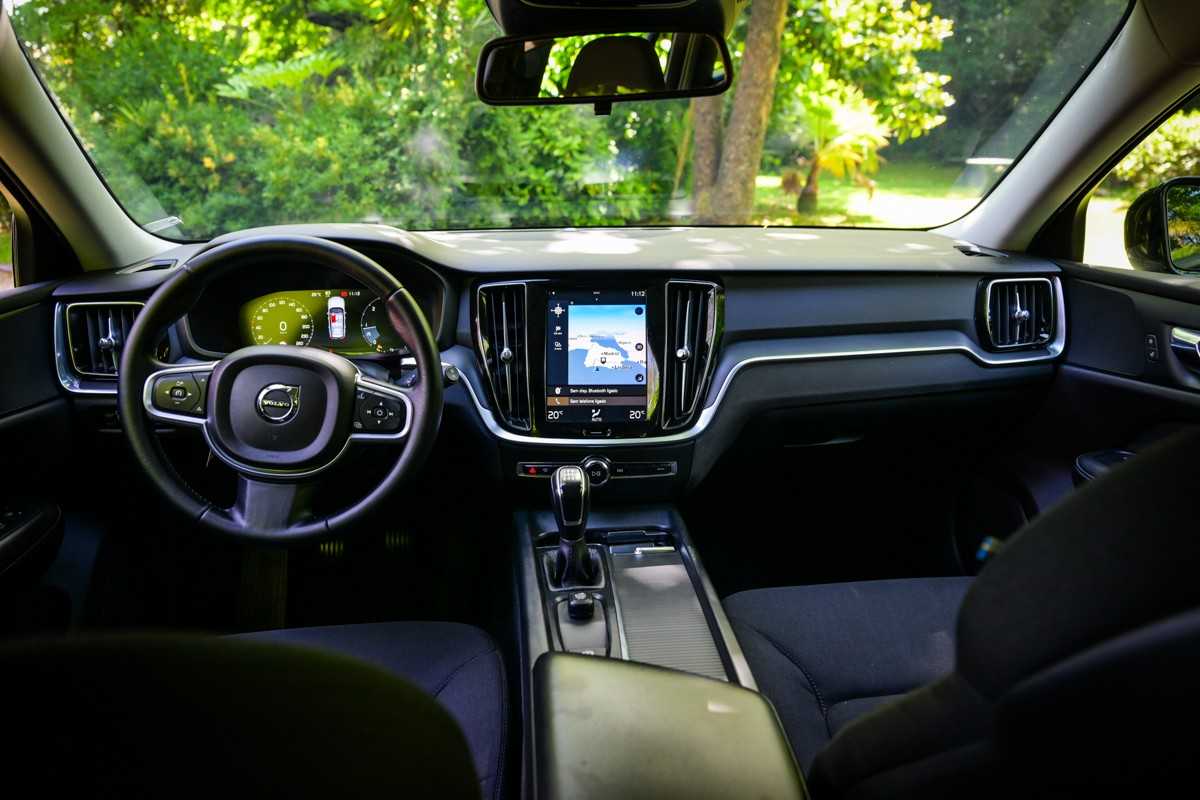volvo-v60-2018-diesel-1969cc