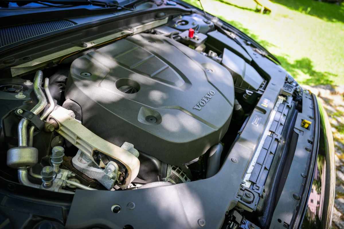 volvo-v60-2018-diesel-1969cc