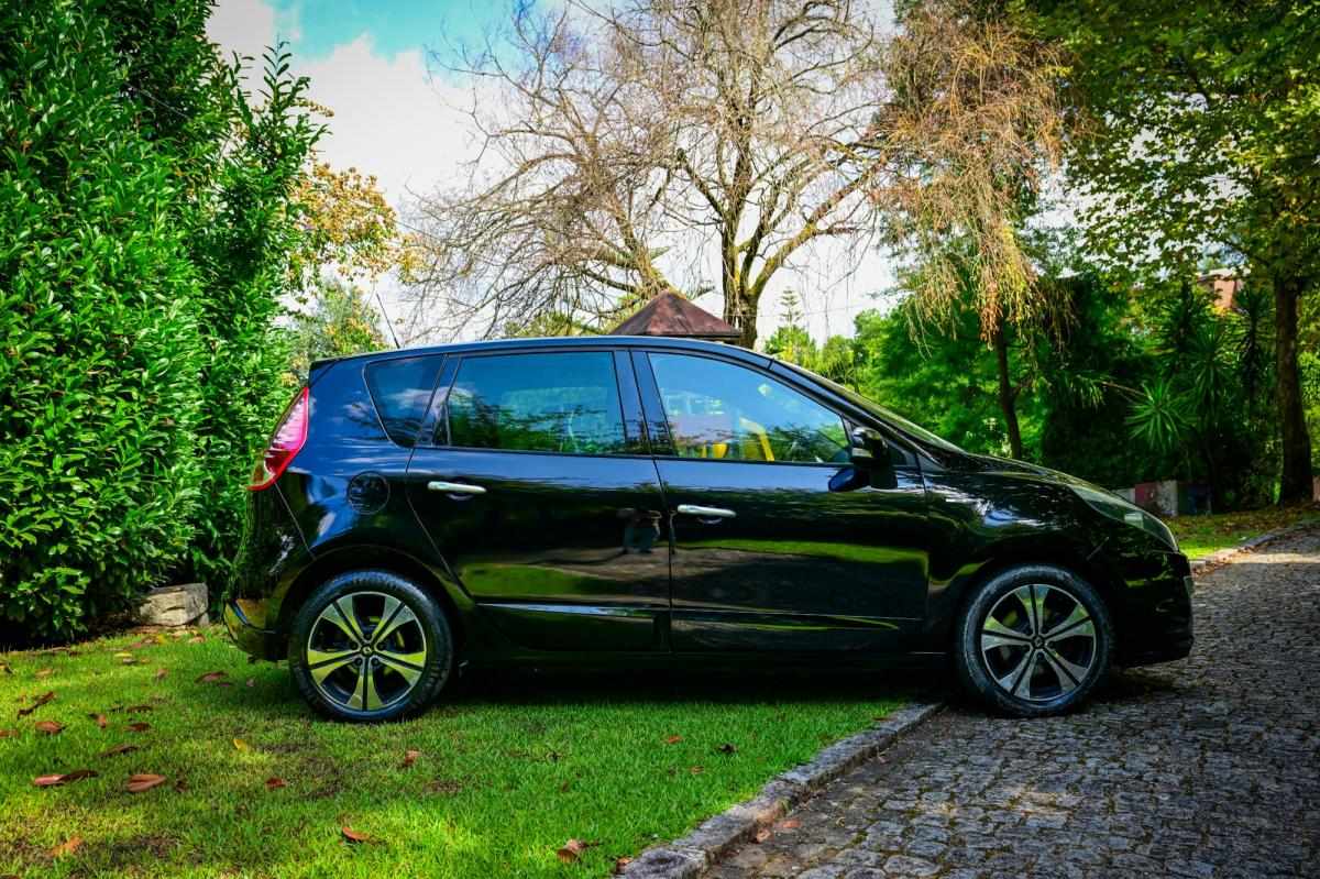 renault-scenic-2011-diesel-1461cc