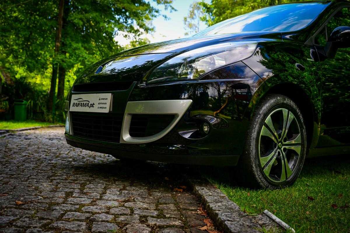 renault-scenic-2011-diesel-1461cc