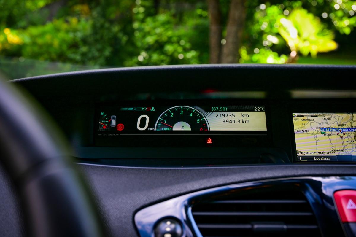 renault-scenic-2011-diesel-1461cc