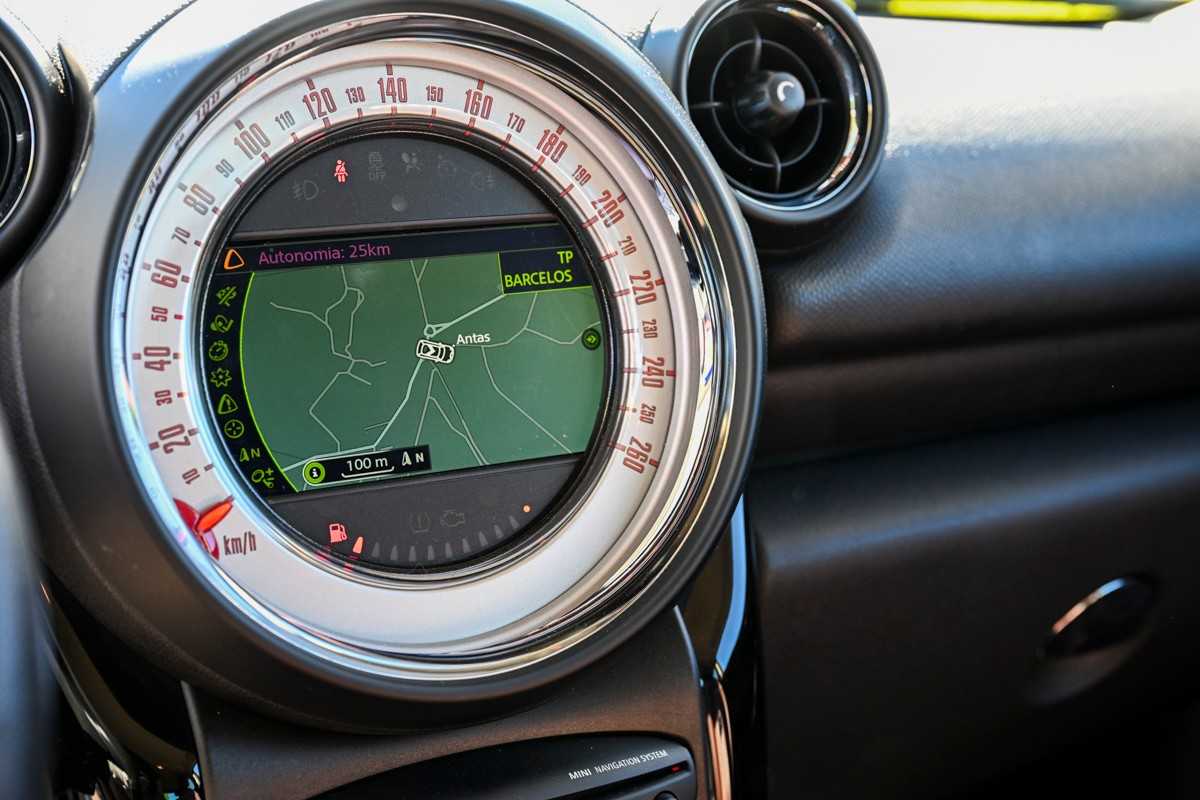 mini-paceman-2013-diesel-1995cc